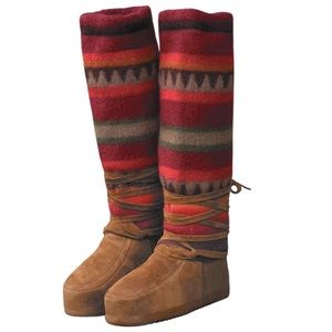 Steiger Mukluks • Terra • Women’s 9 Regular Width